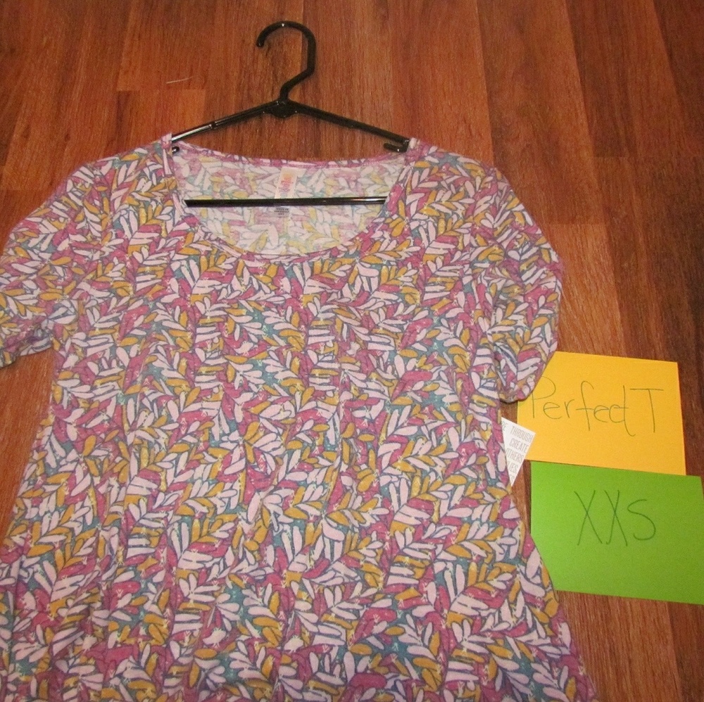 LuLaRoe XXS Perfect T